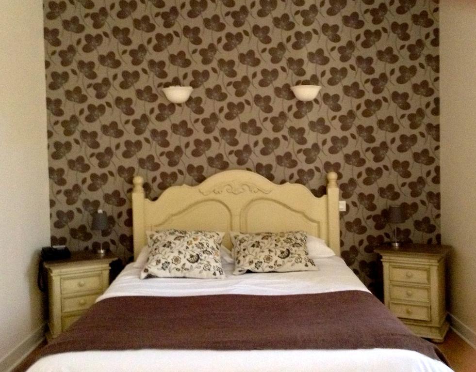 L'Hotel Du Perigord อูเบแทร์-ซัวร์-ดรอนน์ ห้อง รูปภาพ