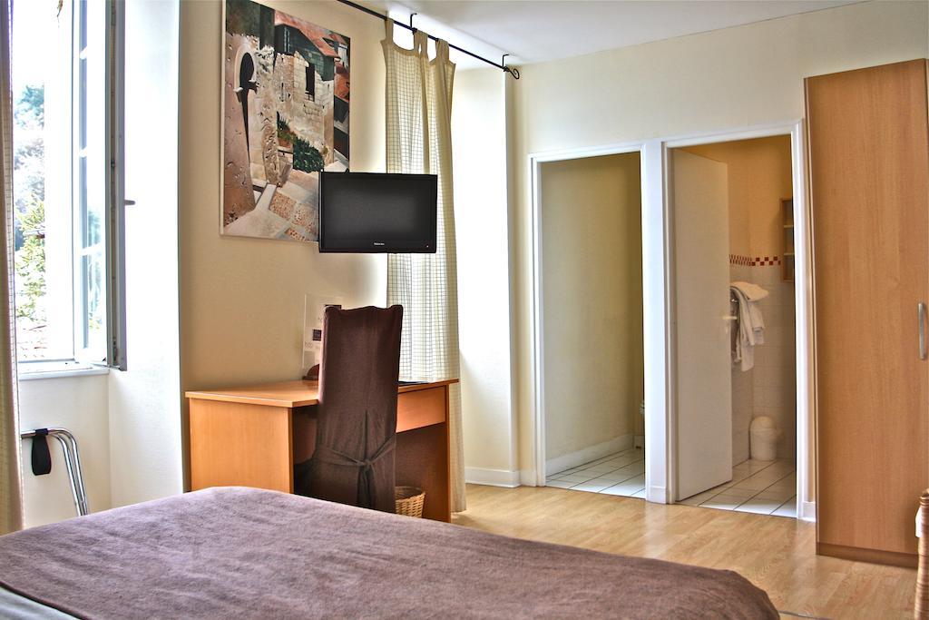 L'Hotel Du Perigord อูเบแทร์-ซัวร์-ดรอนน์ ห้อง รูปภาพ